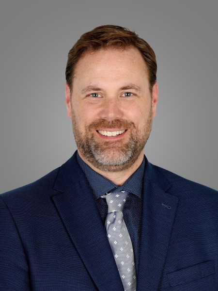 Headshot of Adrian Cammaert