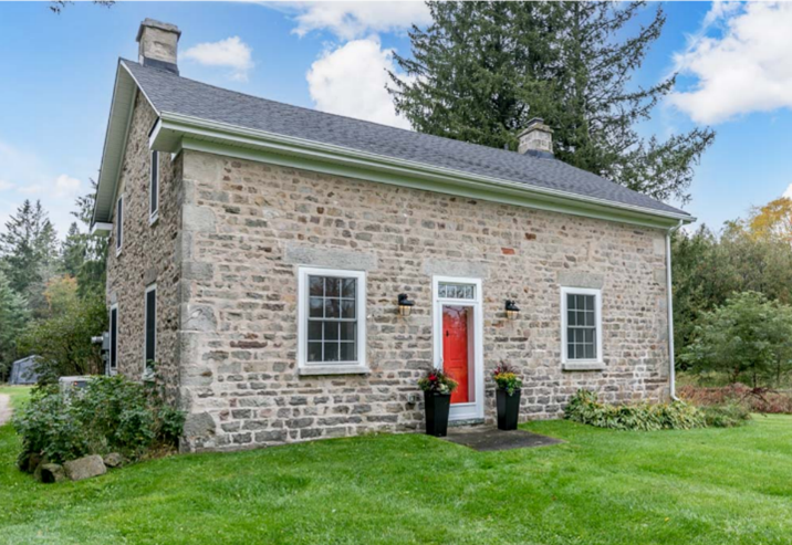 12909 Kennedy Road Building